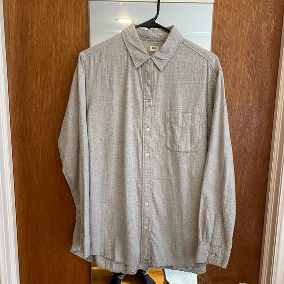 Button down - Picture 1 of 4